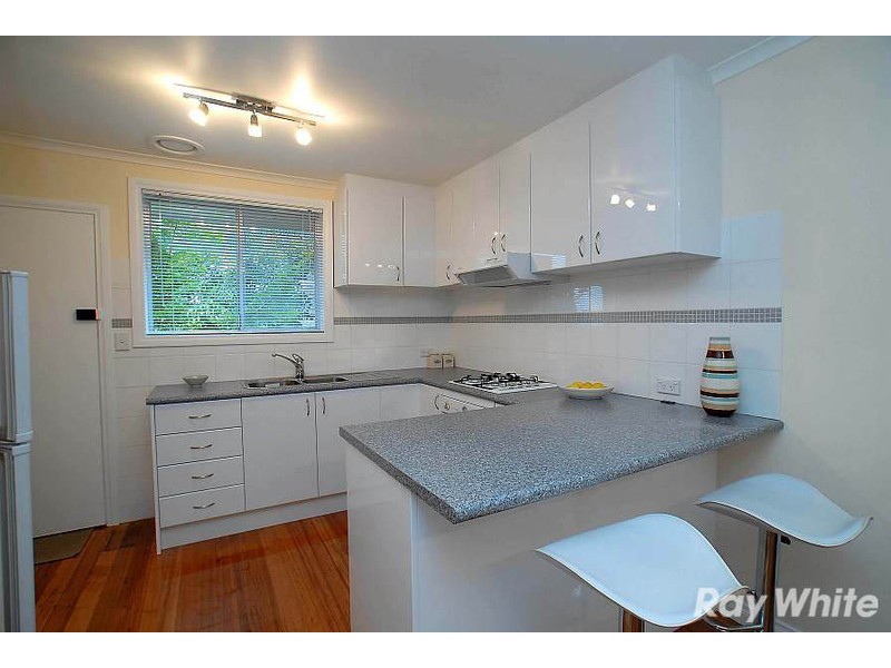 1/8 James Street, Bayswater VIC 3153