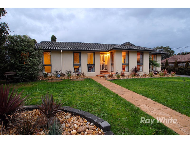 9 Nigel Court, Scoresby VIC 3179