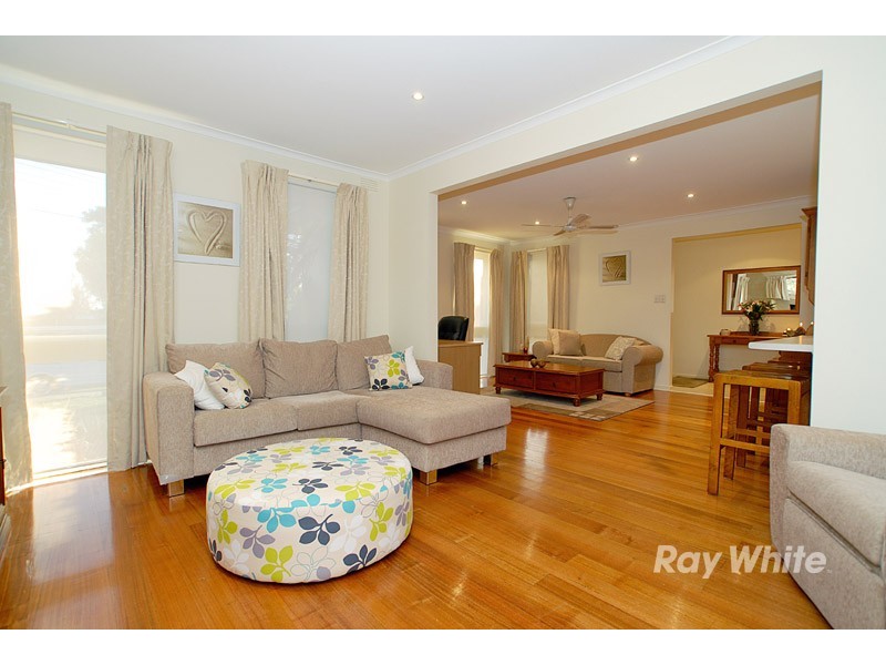 9 Nigel Court, Scoresby VIC 3179