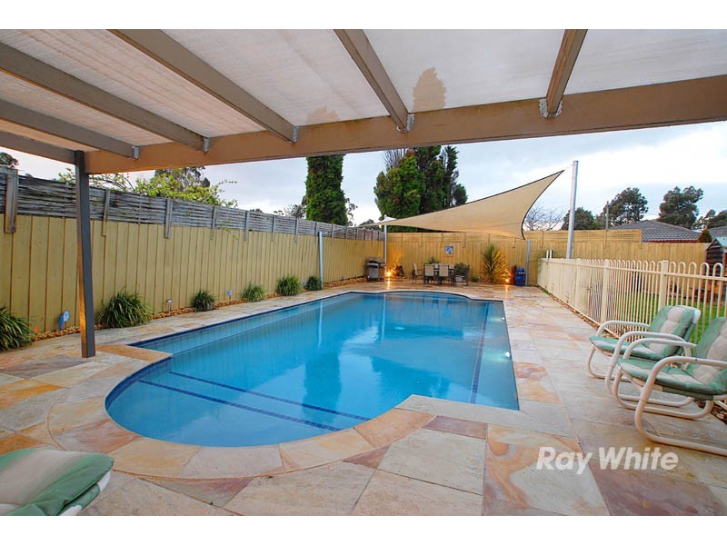 9 Nigel Court, Scoresby VIC 3179