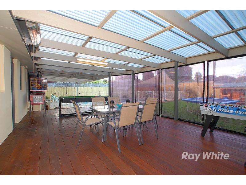 9 Nigel Court, Scoresby VIC 3179