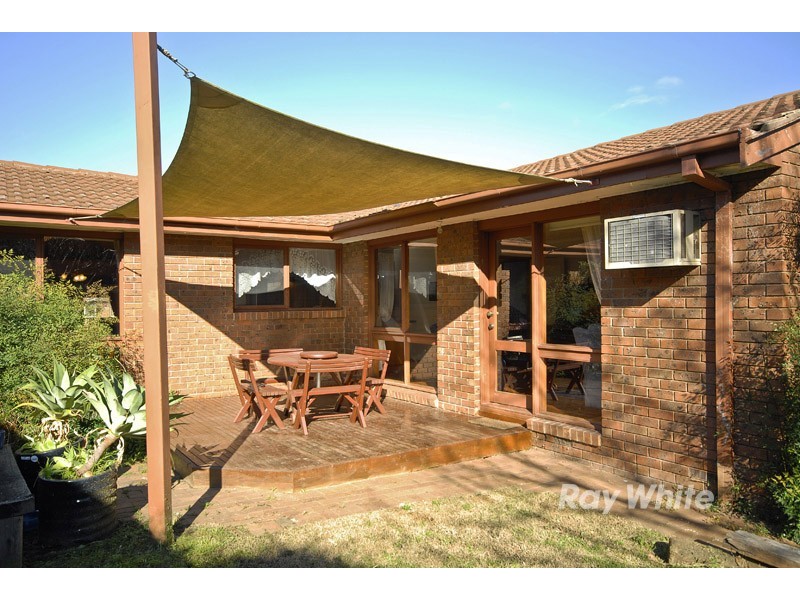 16 Flamingo Drive, Wantirna South VIC 3152