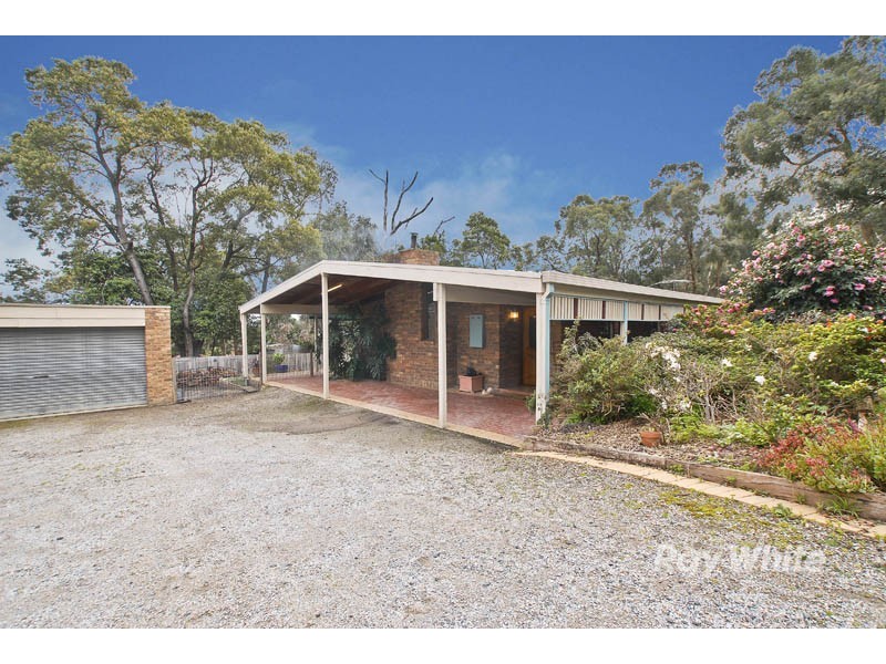 13 Seascape Close, Ferntree Gully VIC 3156