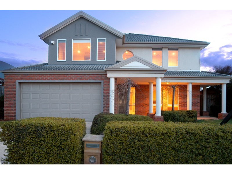 6 Whitehall Terrace, Ferntree Gully VIC 3156