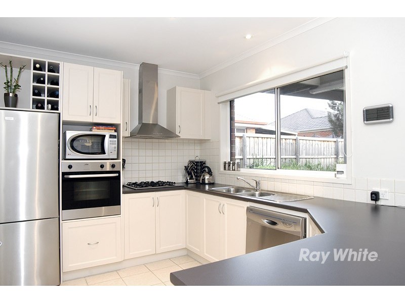 6 Whitehall Terrace, Ferntree Gully VIC 3156
