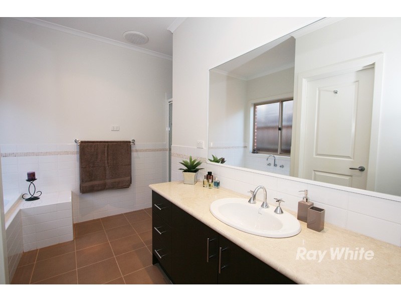 28a Riddell Road, Wantirna South VIC 3152