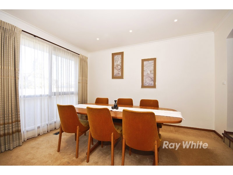 7 Edgewood Court, Wantirna South VIC 3152