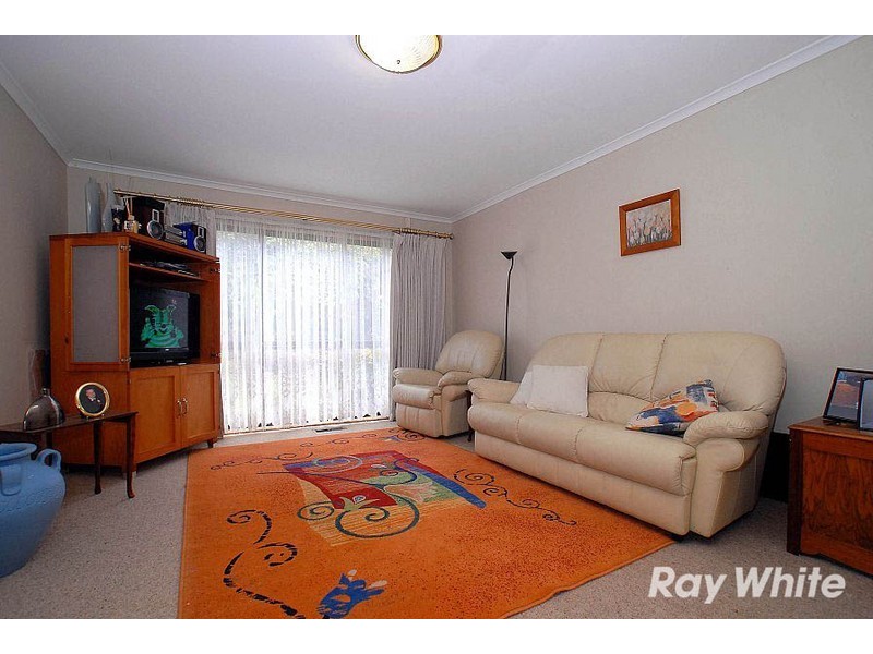13 Calder Way, Wantirna South VIC 3152