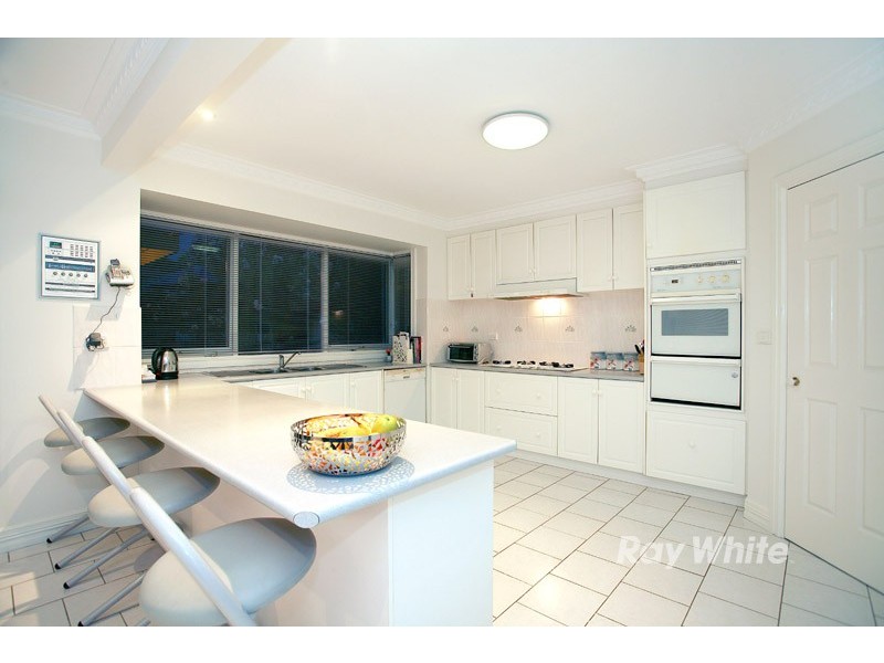 100 Amersham Drive, Wantirna VIC 3152