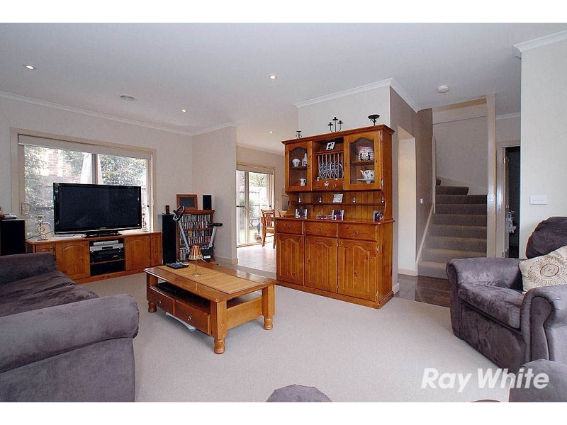 2/21 Tyner Road, Wantirna South VIC 3152