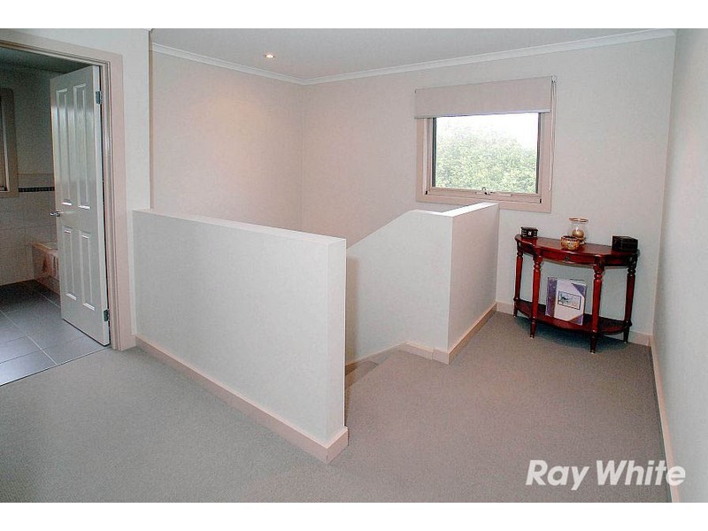 2/21 Tyner Road, Wantirna South VIC 3152