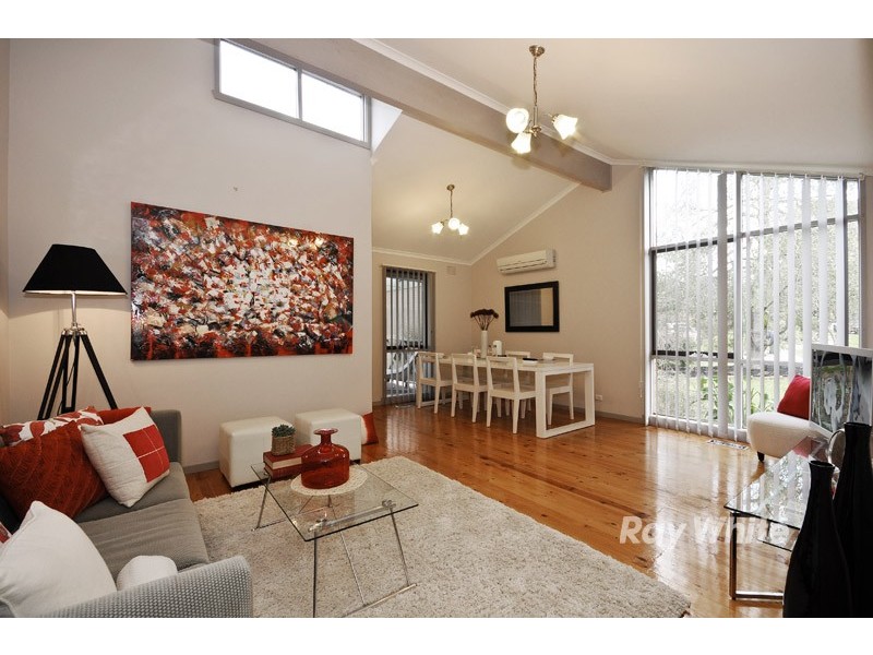 6 Mariposa Court, Wantirna South VIC 3152