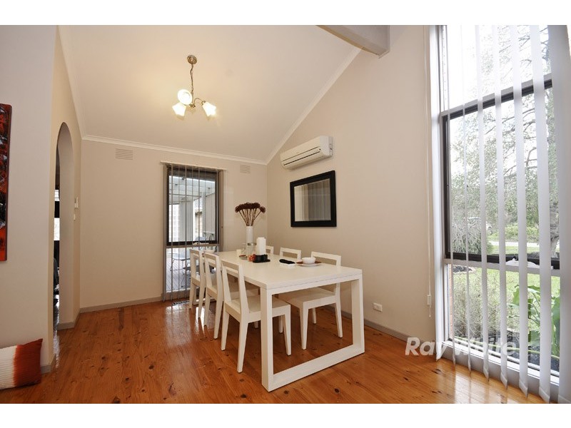 6 Mariposa Court, Wantirna South VIC 3152