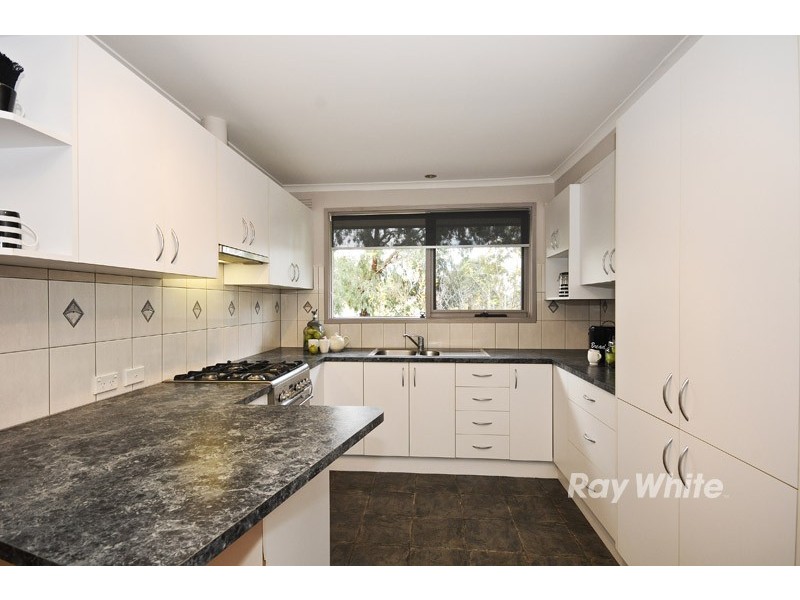 6 Mariposa Court, Wantirna South VIC 3152