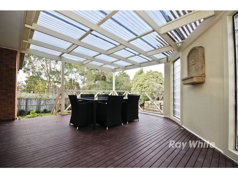 6 Mariposa Court, Wantirna South VIC 3152