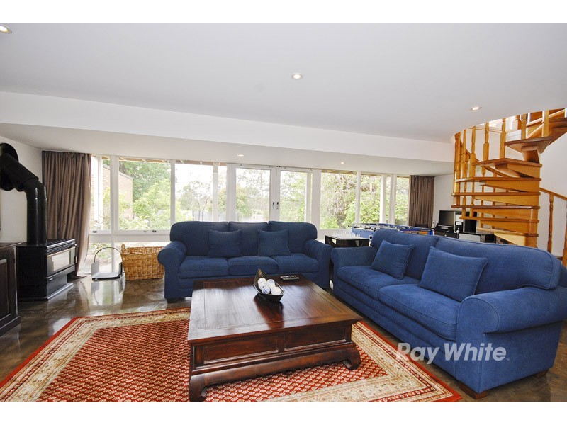 39 Gateshead Drive, Wantirna South VIC 3152