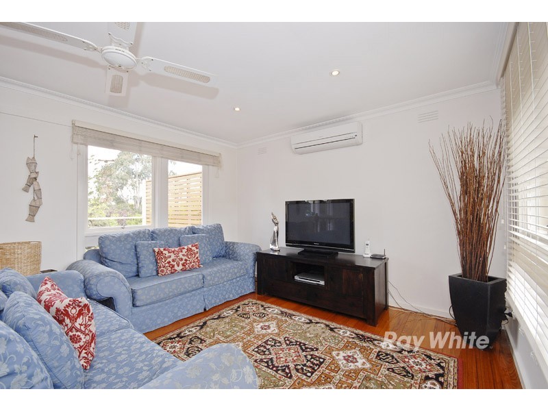 39 Gateshead Drive, Wantirna South VIC 3152