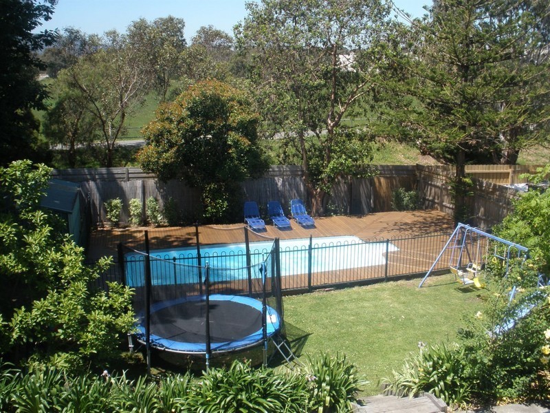 39 Gateshead Drive, Wantirna South VIC 3152