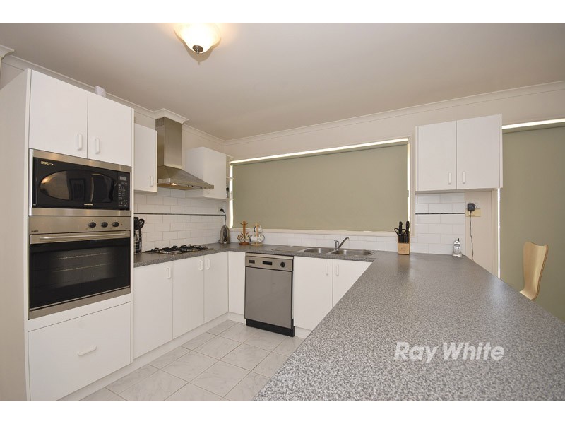 22 Petalnina Drive, Wantirna VIC 3152