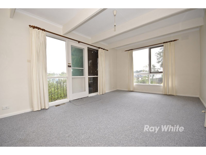 98 Scoresby Road, Bayswater VIC 3153