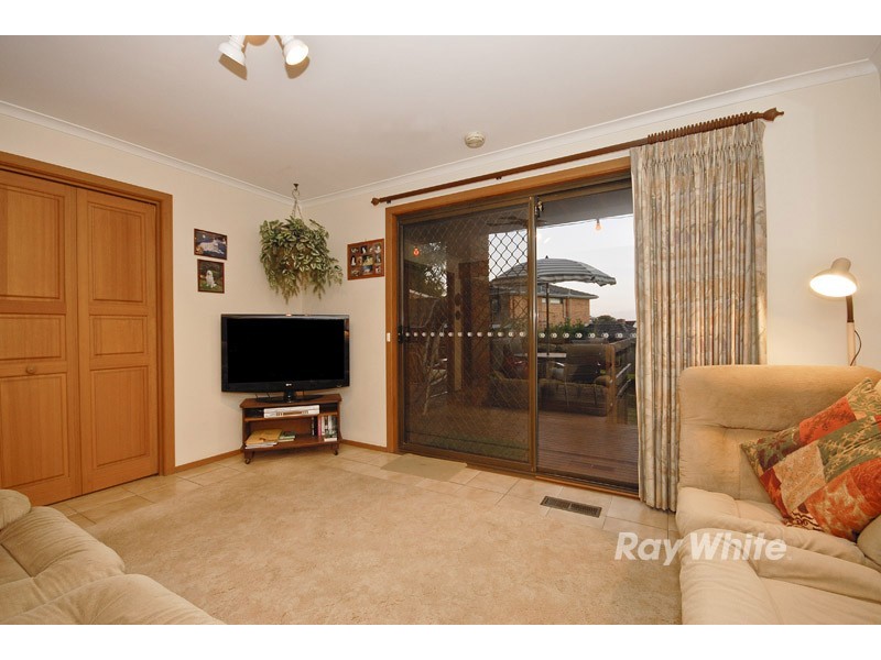 51 Merryn Grove, Wantirna South VIC 3152