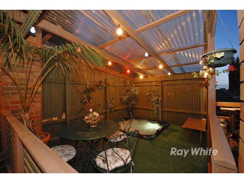 51 Merryn Grove, Wantirna South VIC 3152