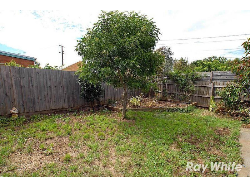 8/16 Louisa Street, Croydon VIC 3136