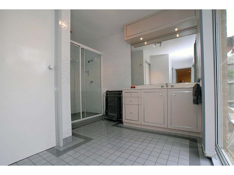 7 Rotherwood Close, Wantirna VIC 3152