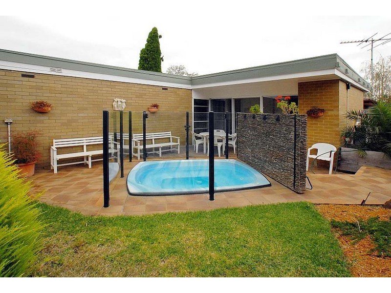 7 Rotherwood Close, Wantirna VIC 3152