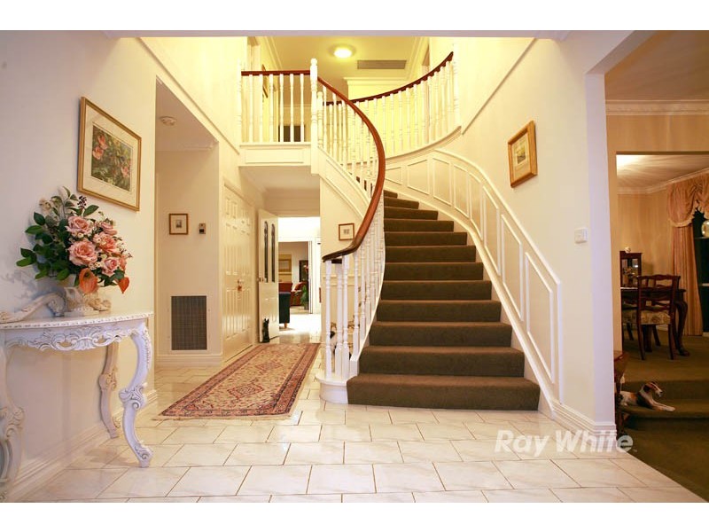 100 Amersham Drive, Wantirna VIC 3152