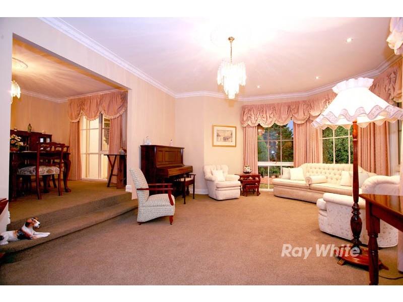 100 Amersham Drive, Wantirna VIC 3152