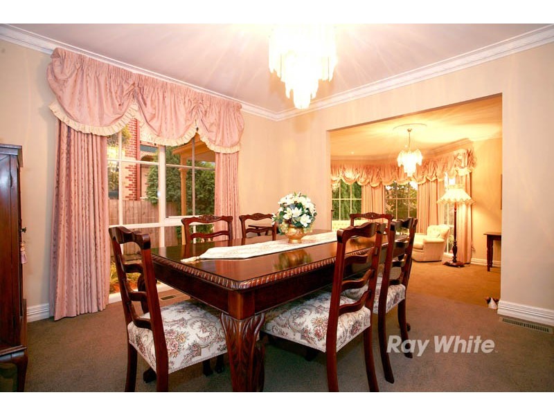 100 Amersham Drive, Wantirna VIC 3152