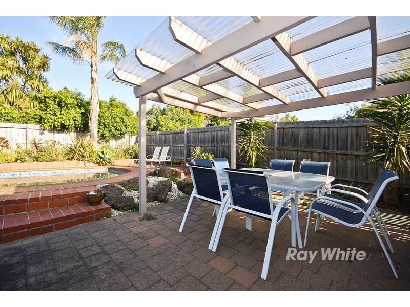 116 Milpera Crescent, Wantirna VIC 3152