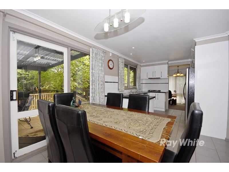 8 Simmonds Court, Wantirna South VIC 3152