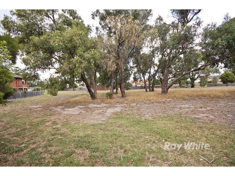 8 Simmonds Court, Wantirna South VIC 3152