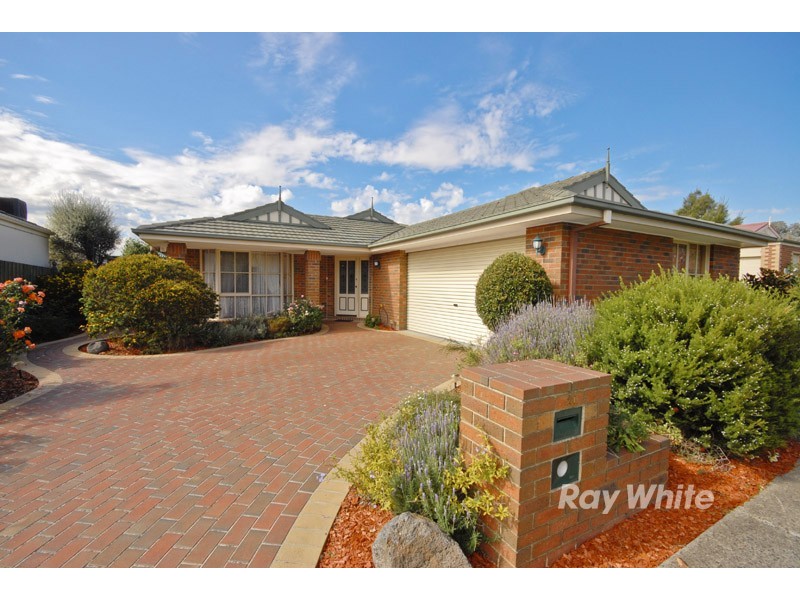 21 Meridian Parade, Wantirna South VIC 3152