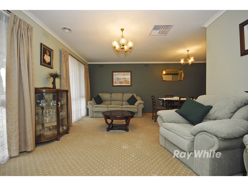 156 Argyle Way, Wantirna South VIC 3152