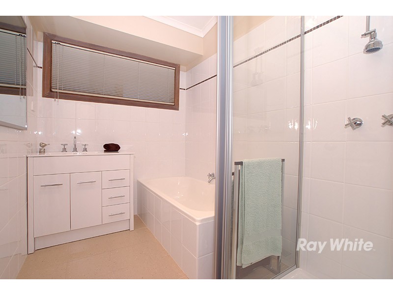 65 Old Orchard Drive, Wantirna South VIC 3152