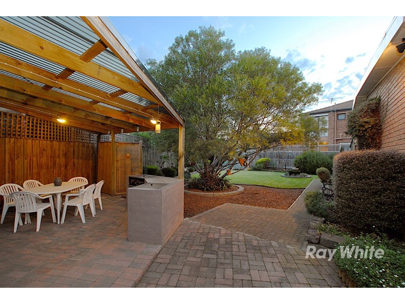 65 Old Orchard Drive, Wantirna South VIC 3152