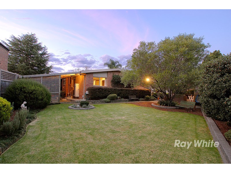 65 Old Orchard Drive, Wantirna South VIC 3152