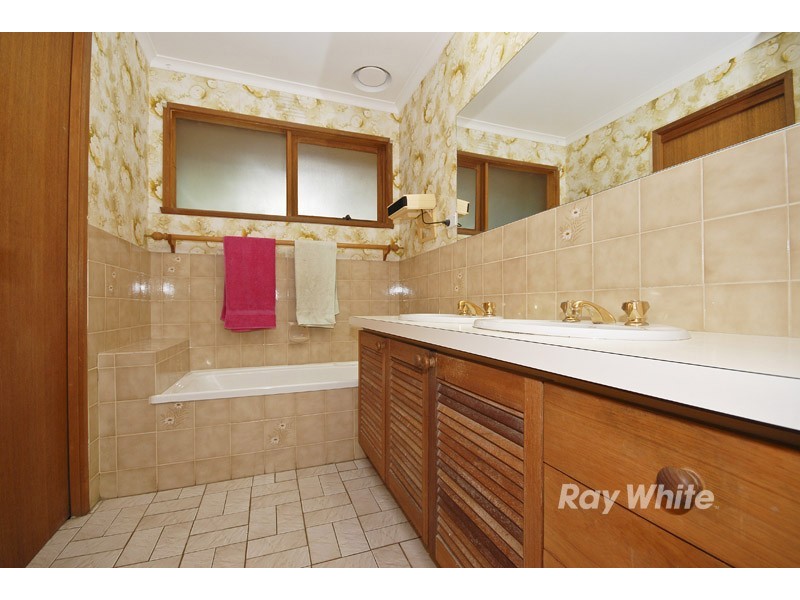 4 Hyam Place, Wantirna VIC 3152