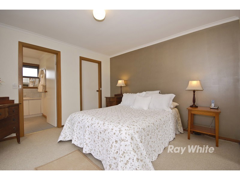 36 Wondalea Crescent, Wantirna VIC 3152