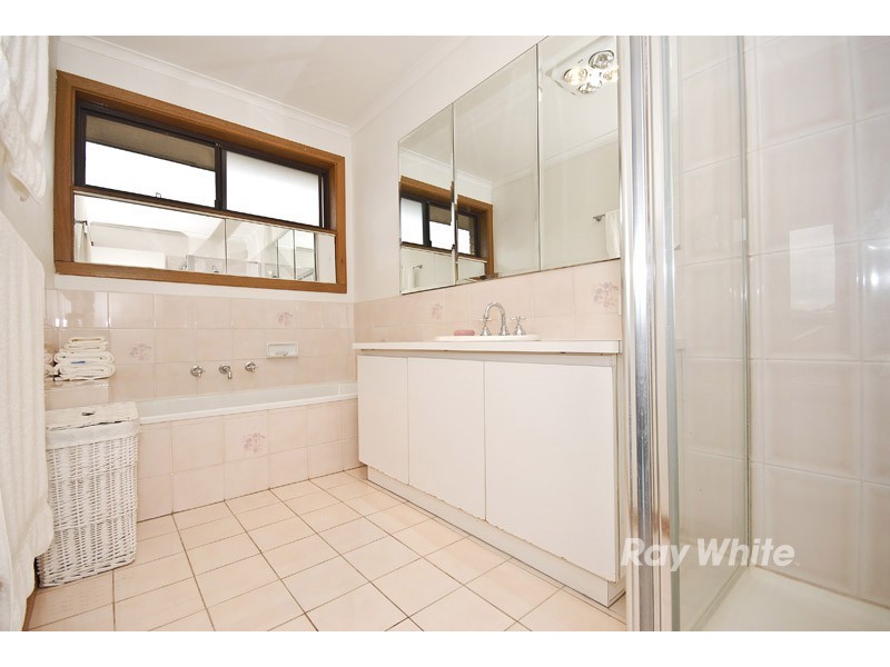 36 Wondalea Crescent, Wantirna VIC 3152