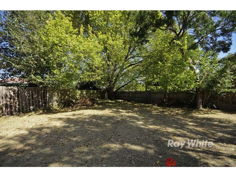 2 Iona Court, Wantirna South VIC 3152