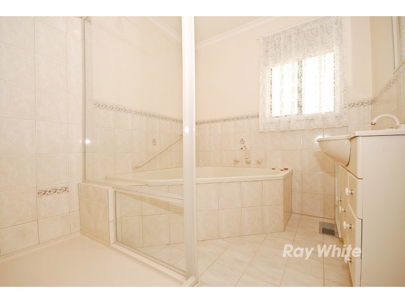 11 Heswall Court, Wantirna VIC 3152