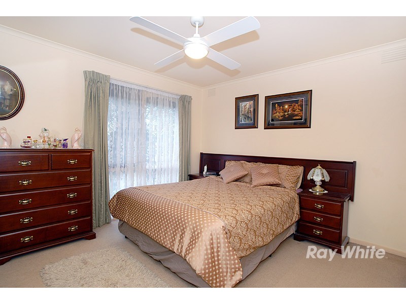 3 Riddell Road, Wantirna South VIC 3152