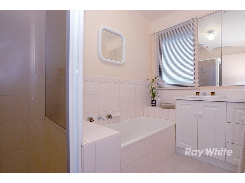 3 Riddell Road, Wantirna South VIC 3152