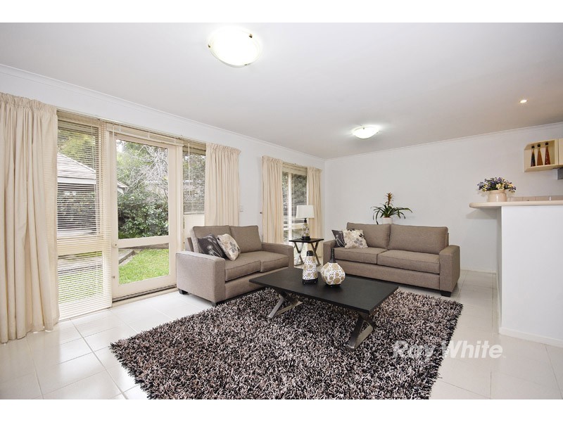 5 Helsal Drive, Wantirna South VIC 3152