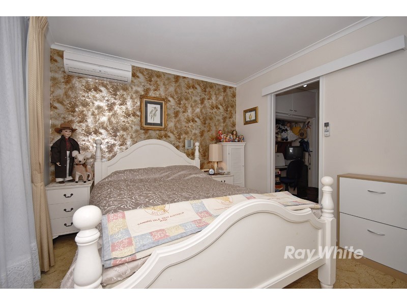 67 Fonteyn Drive, Wantirna South VIC 3152