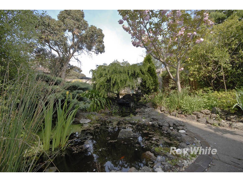 67 Fonteyn Drive, Wantirna South VIC 3152